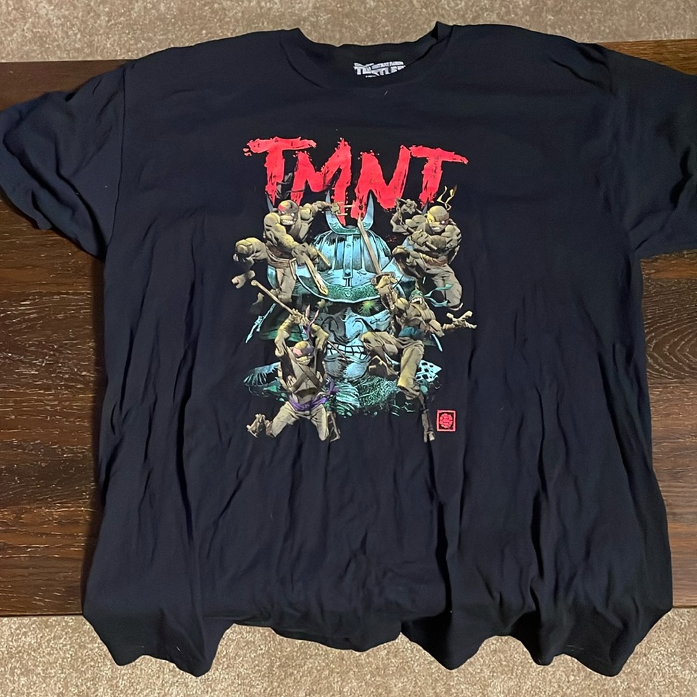 XL teenage mutant ninja turtles shirt never worn